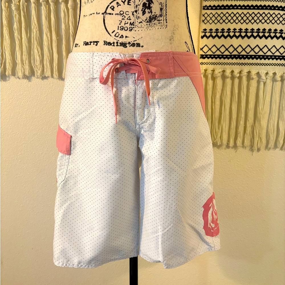 Volcom Women’s Boardshort, Polka Dot Print w/baby pink accents